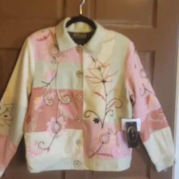 Alex Kim-Pink,bge,green jkt. with embroidered flowers and patchwork. Size M. NWT - Picture 2 of 12